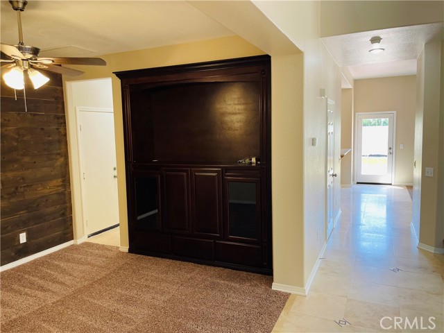 Detail Gallery Image 17 of 70 For 46245 Carpet Ct, Temecula,  CA 92592 - 5 Beds | 3 Baths