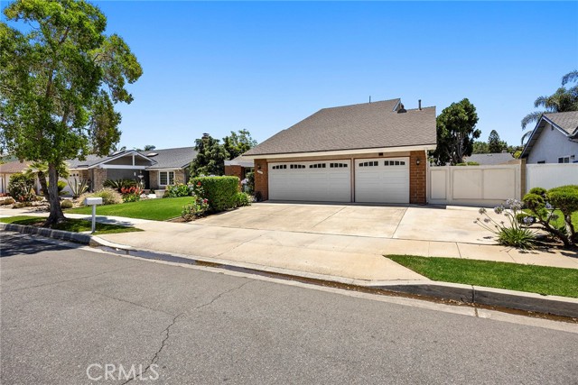 384 S Earlham St, Orange, CA 92869