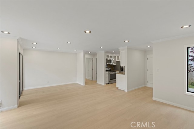 Detail Gallery Image 6 of 31 For 10521 National Bld #101,  Los Angeles,  CA 90034 - 2 Beds | 2 Baths