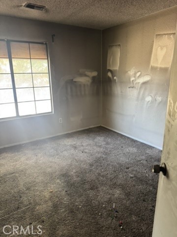 Detail Gallery Image 10 of 31 For 647 E Jenner St, Lancaster,  CA 93535 - 3 Beds | 2/1 Baths