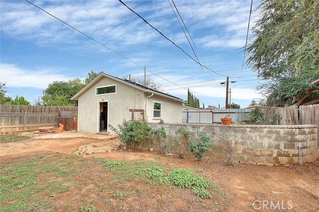 1028 Euclid Avenue, Beaumont CA: https://media.crmls.org/medias/f661af0b-845a-4673-8bc8-c9177ca6c2ff.jpg