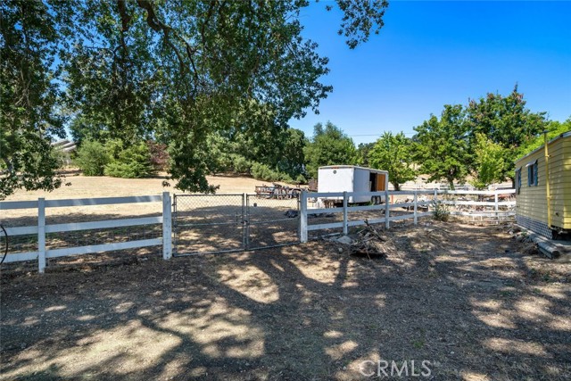 8830 San Gabriel Road, Atascadero CA: https://media.crmls.org/medias/f661c186-9089-4b39-ac75-a95b8125dfb4.jpg
