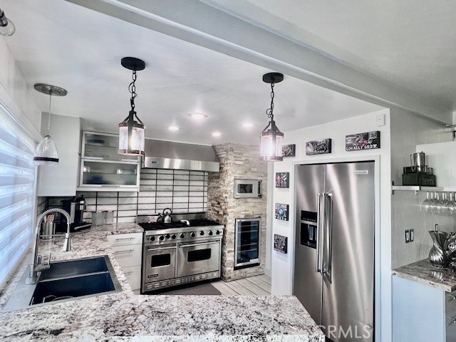 Detail Gallery Image 4 of 19 For 1107 Woodbury Dr, Harbor City,  CA 90710 - 4 Beds | 3 Baths