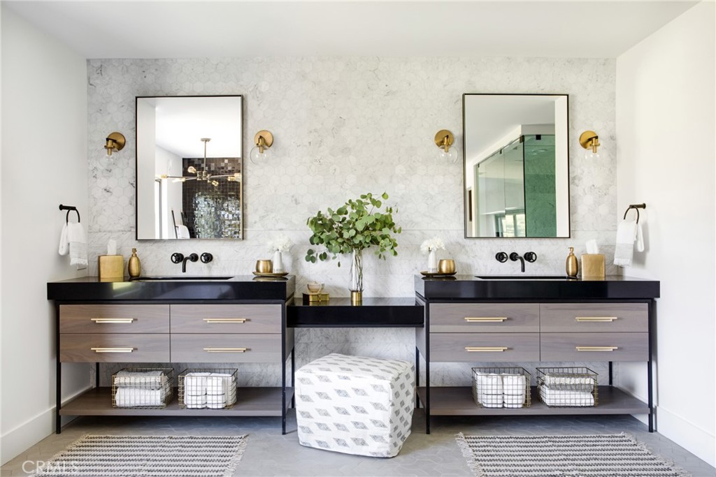 MLS #OC25140282 img 25