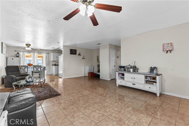 Detail Gallery Image 15 of 28 For 755 N Allen, Banning,  CA 92220 - 3 Beds | 2 Baths