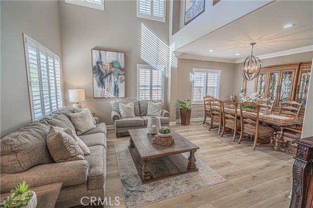 Detail Gallery Image 7 of 53 For 23321 Cuestport Dr, Valencia,  CA 91354 - 5 Beds | 4 Baths