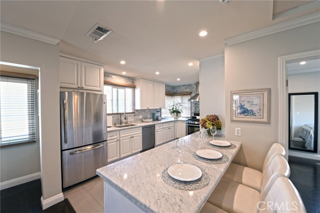 Detail Gallery Image 39 of 51 For 1319 Unit B W Bay Ave #B,  Newport Beach,  CA 92661 - 1 Beds | 1 Baths
