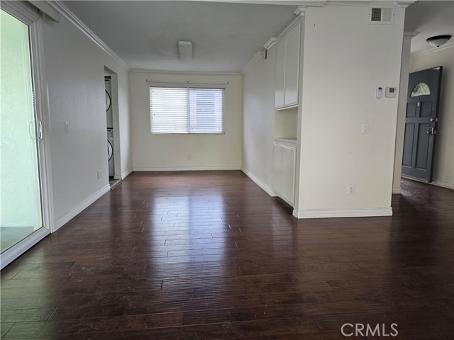 23915 Arlington Avenue, Torrance CA: https://media.crmls.org/medias/f663f04c-0316-44cd-b9d0-6ef13e6b651c.jpg