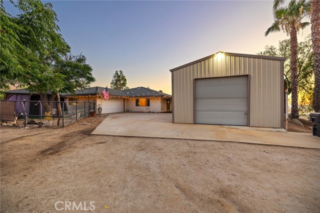 29740 Nogues Road, Nuevo CA: https://media.crmls.org/medias/f6649635-a755-4db6-8b09-583f931a403a.jpg