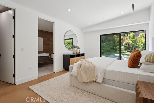 Detail Gallery Image 54 of 65 For 22268 Avenue San Luis, Woodland Hills,  CA 91364 - 5 Beds | 5/1 Baths