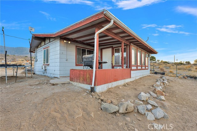 Detail Gallery Image 7 of 31 For 32623 Powerline Rd, Lucerne Valley,  CA 92356 - 2 Beds | 1 Baths