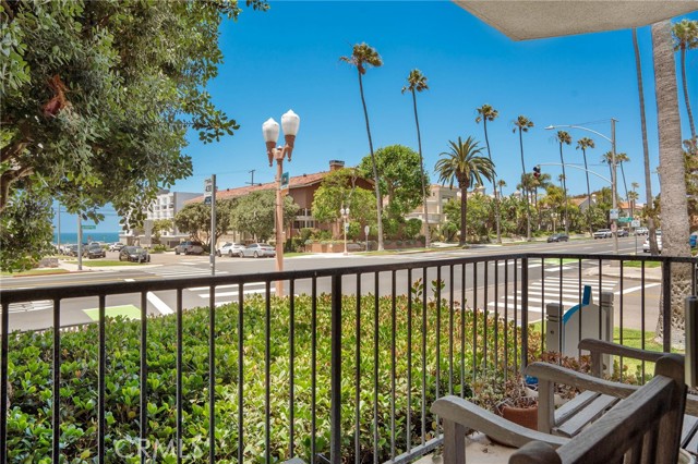 1400 Catalina, Redondo Beach, California 90277, 1 Bedroom Bedrooms, 0 ,1 BathroomBathrooms,Residential,For Sale,Catalina,0,SB26120959