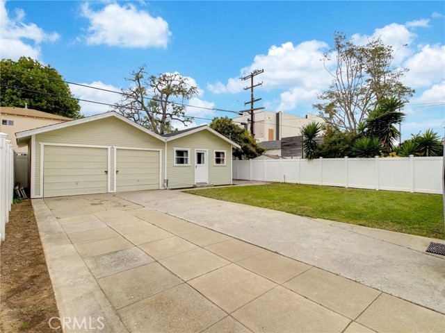Detail Gallery Image 33 of 40 For 1423 Post Ave, Torrance,  CA 90501 - 5 Beds | 3/1 Baths