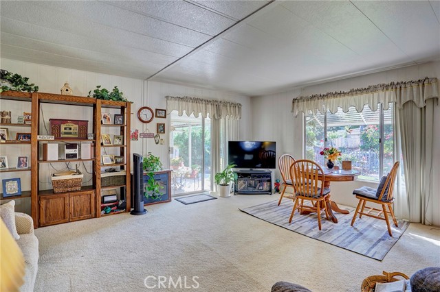 Detail Gallery Image 12 of 64 For 1919 W Coronet #79,  Anaheim,  CA 92801 - 2 Beds | 2 Baths