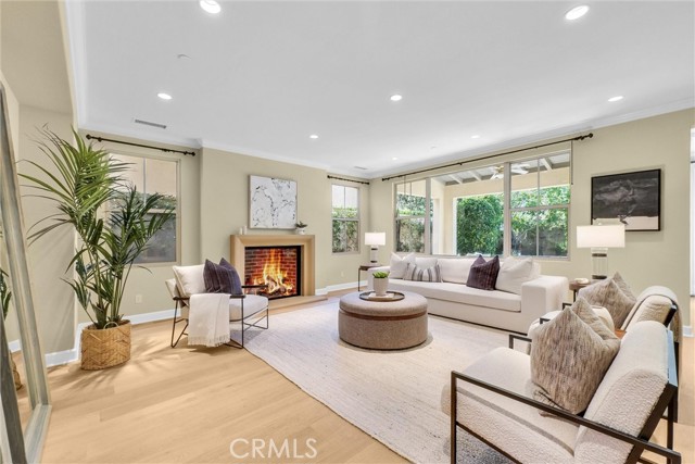 Detail Gallery Image 9 of 74 For 36 Royal Grove, Irvine,  CA 92620 - 4 Beds | 4 Baths