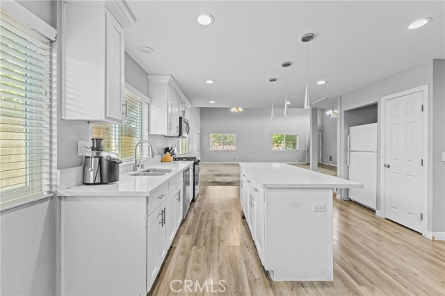 Detail Gallery Image 19 of 34 For 15814 Fresno St, Victorville,  CA 92395 - 4 Beds | 3 Baths