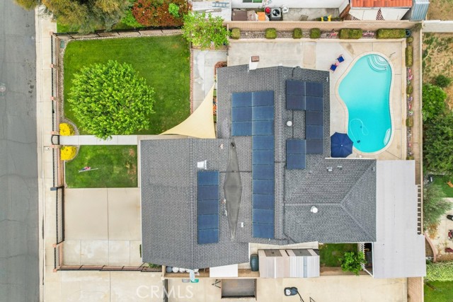 6253 Hamilton Court, Chino CA: https://media.crmls.org/medias/f66bcfba-34d3-476c-b2a4-0d2c6b3fba43.jpg