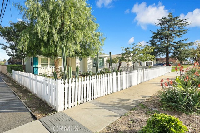 Image 3 for 616 N Campus Ave, Ontario, CA 91764