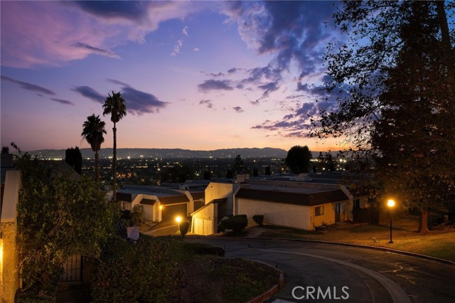 Detail Gallery Image 1 of 29 For 15617 Crestview Ln #81,  Granada Hills,  CA 91344 - 2 Beds | 2 Baths