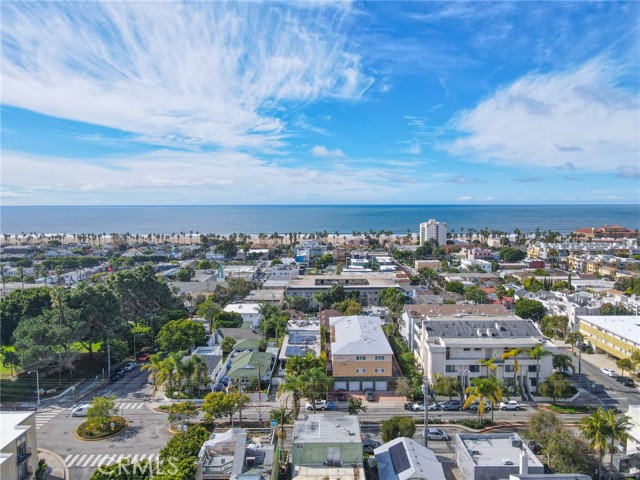 Detail Gallery Image 1 of 1 For 2233 4th St #3,  Santa Monica,  CA 90405 - 2 Beds | 1/1 Baths