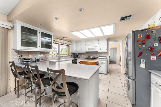 Detail Gallery Image 18 of 60 For 13346 Rimview Ct, Yucaipa,  CA 92399 - 3 Beds | 2/1 Baths