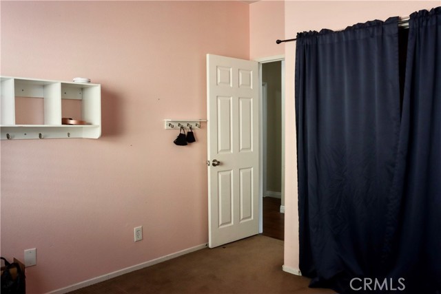 Detail Gallery Image 20 of 32 For 11240 Joshua Court, Fontana,  CA 92337 - 5 Beds | 2 Baths