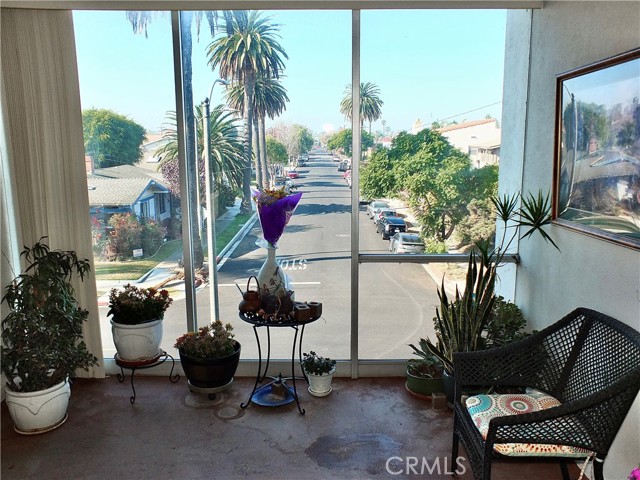 Detail Gallery Image 19 of 25 For 444 Obispo Ave #305,  Long Beach,  CA 90814 - 2 Beds | 2 Baths