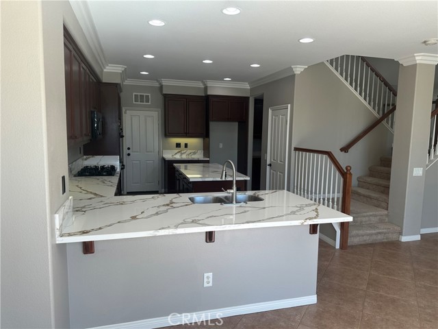 Kitchen new quartz countertops