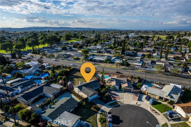 MLS #OC25265384 image #35