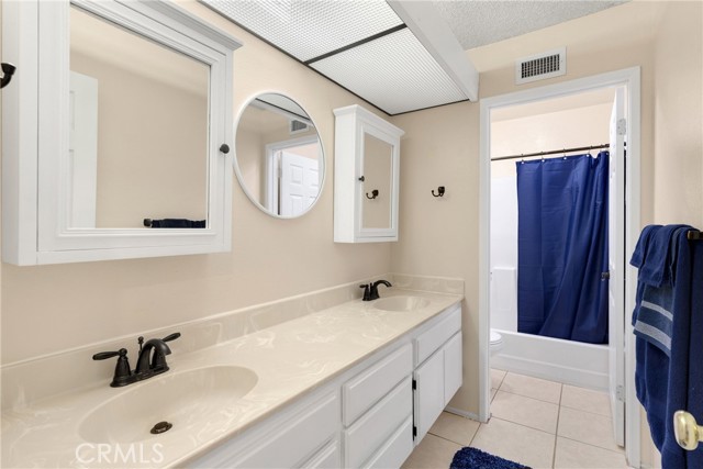 Detail Gallery Image 17 of 36 For 747 Aliso St, Corona,  CA 92879 - 4 Beds | 2/1 Baths