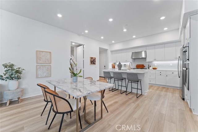 167 Sash, Irvine CA: https://media.crmls.org/medias/f670f158-ac03-4500-ae2c-5ebd757751b0.jpg