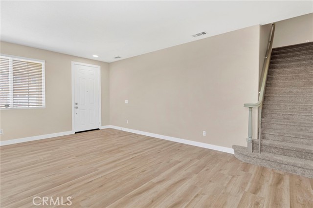 Detail Gallery Image 6 of 47 For 10186 Susan, Hesperia,  CA 92345 - 5 Beds | 3 Baths