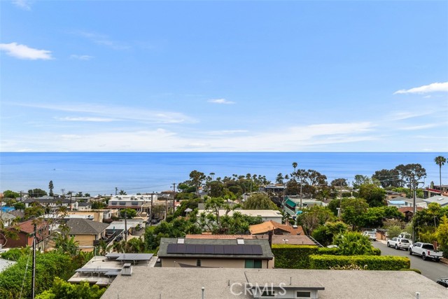 Detail Gallery Image 8 of 48 For 365 Heather Pl, Laguna Beach,  CA 92651 - 5 Beds | 4 Baths