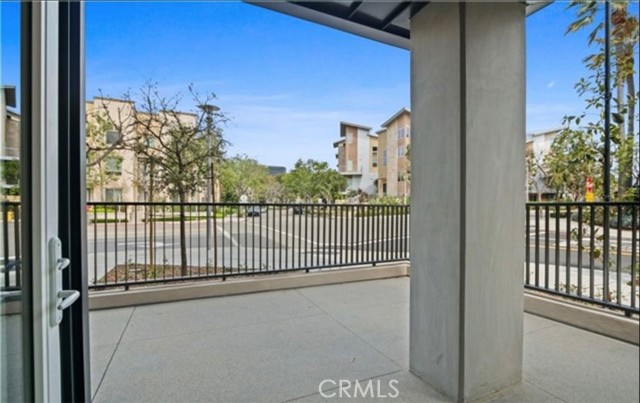 Front Image Thumbnail for CROC25222949