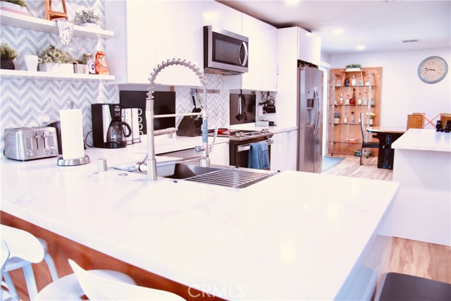 7112 Mecca Road, Joshua Tree CA: https://media.crmls.org/medias/f672131a-ba18-4808-ac6b-429f3434ac4f.jpg