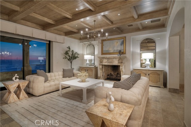 21 Strand Beach Drive, Dana Point CA: https://media.crmls.org/medias/f6723c23-e8f6-46b9-aba0-fb08557c4c5a.jpg