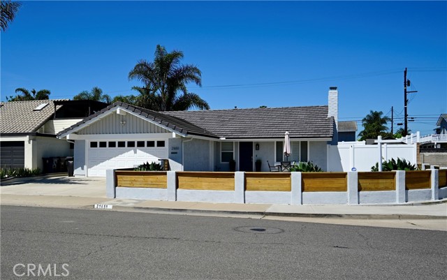 Detail Gallery Image 3 of 39 For 21651 Hilaria, Huntington Beach,  CA 92646 - 3 Beds | 2 Baths