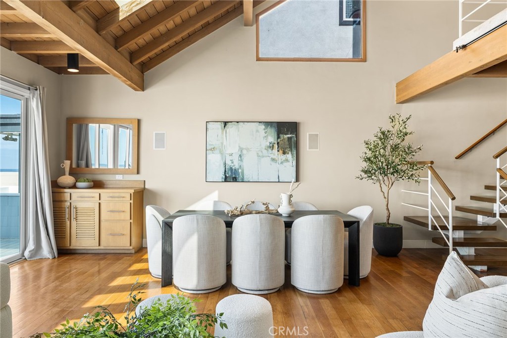 F673d415 4881 4169 Aaf4 Df3e0ae6ff33