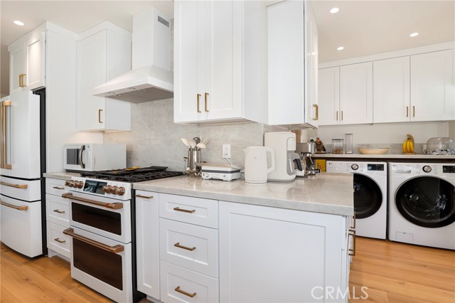 Detail Gallery Image 15 of 40 For 2185 Paloma, Pasadena,  CA 91104 - 3 Beds | 3 Baths