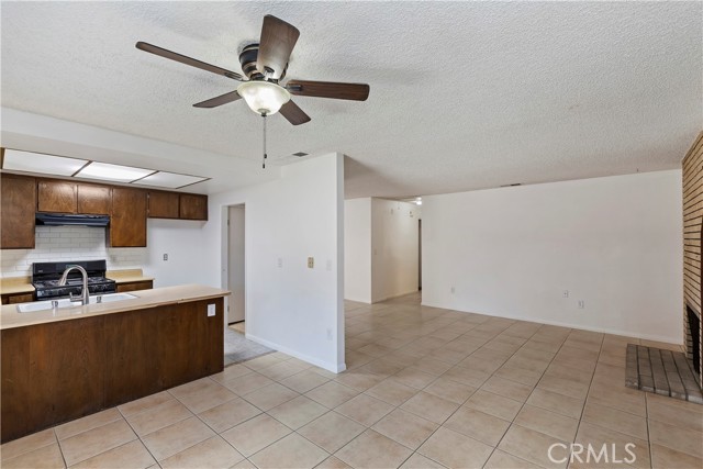 Detail Gallery Image 12 of 38 For 43786 Nathan Dr, Hemet,  CA 92544 - 3 Beds | 2 Baths