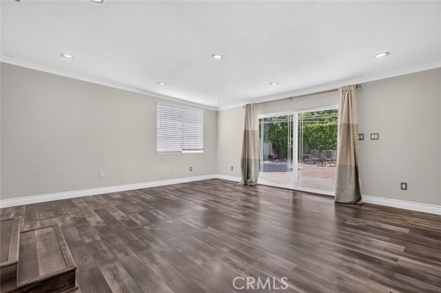 13569 Montague Street photo 9