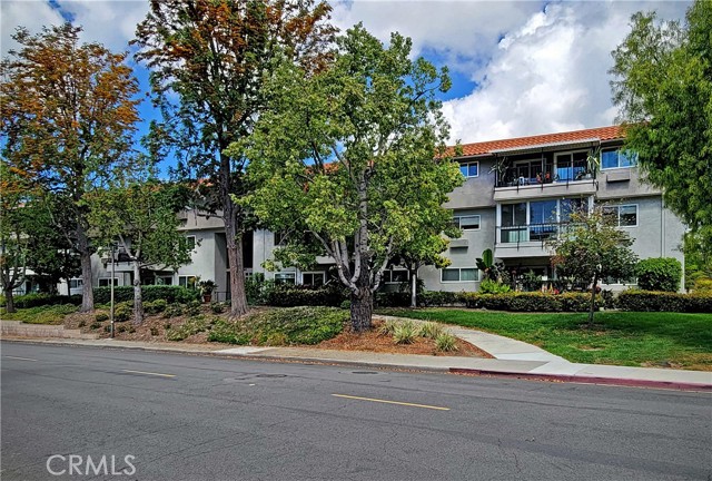 Front Image Thumbnail for CROC26069821