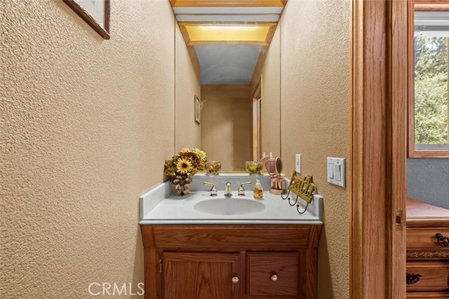 Detail Gallery Image 39 of 49 For 26690 Timberline Dr, Wrightwood,  CA 92397 - 4 Beds | 2/1 Baths