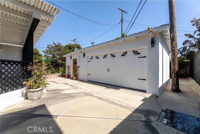 1770 245th Street, Torrance, California 90501, 3 Bedrooms Bedrooms, ,2 BathroomsBathrooms,Single Family Residence,For Sale,245th,DW24119568