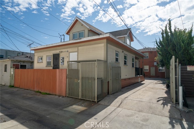 Detail Gallery Image 11 of 14 For 1631 E 4th St, Long Beach,  CA 90802 - – Beds | – Baths