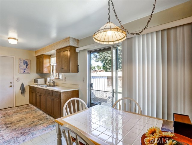 Detail Gallery Image 7 of 34 For 619 E Yorba Linda Bld, Placentia,  CA 92870 - 3 Beds | 2 Baths