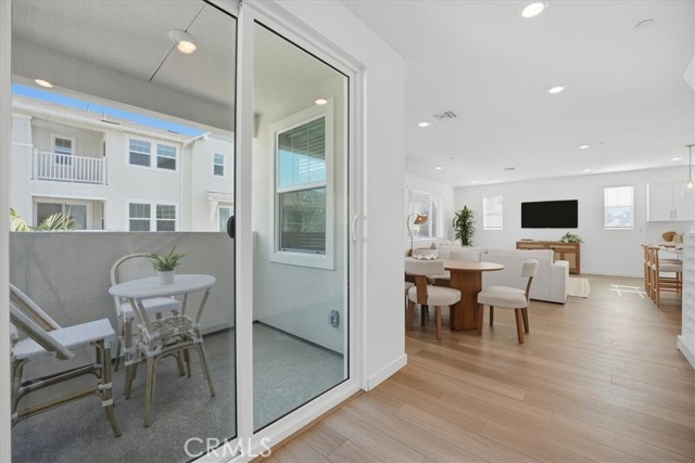 Detail Gallery Image 25 of 48 For 2380 Haley Point Drive #104,  Ventura,  CA 93003 - 4 Beds | 3/1 Baths