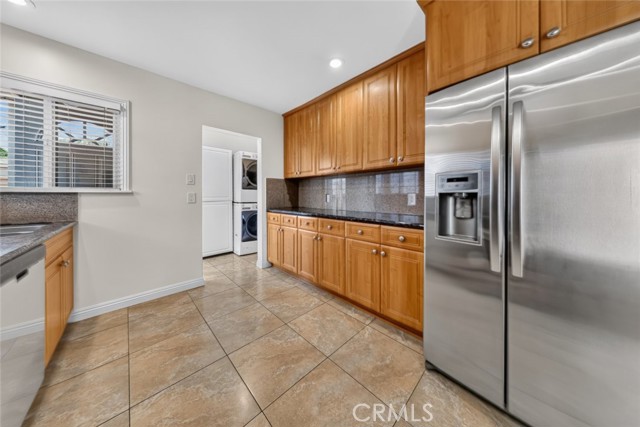 11407 Delano photo 18