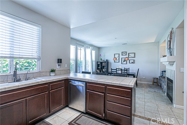 Detail Gallery Image 11 of 35 For 1727 Bilbao Dr, Santa Maria,  CA 93454 - 3 Beds | 2/1 Baths