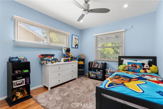 Detail Gallery Image 14 of 22 For 15936 Osborne St, North Hills,  CA 91343 - 3 Beds | 2 Baths
